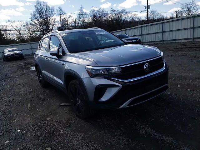 2024 Volkswagen Taos Se - zdjęcie 14