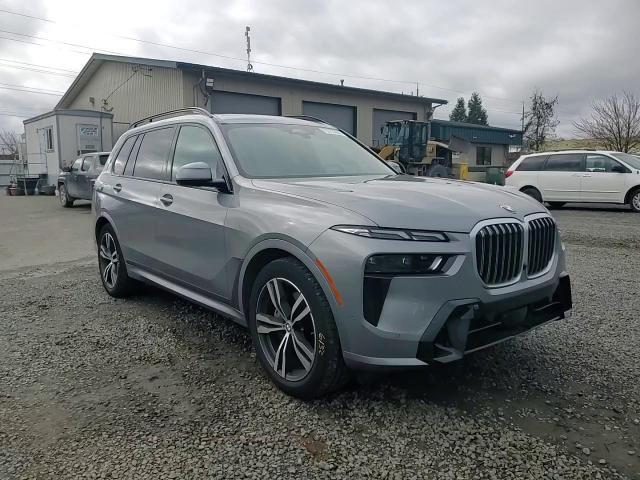 2023 BMW X7 xDrive40I - zdjęcie 14