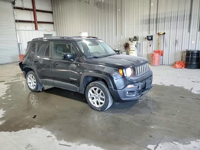 2017 Jeep Renegade Latitude - zdjęcie 14