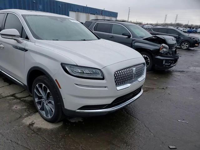 2023 Lincoln Nautilus Reserve - zdjęcie 14