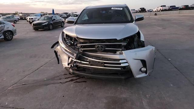 2017 Toyota Highlander Limited - zdjęcie 15