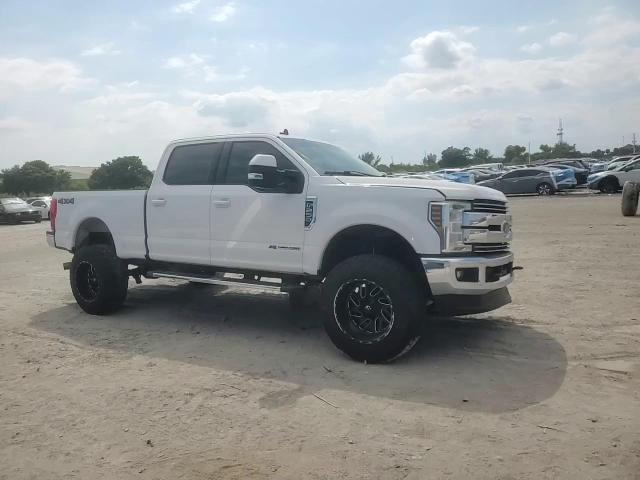 2019 Ford F250 Super Duty - zdjęcie 14