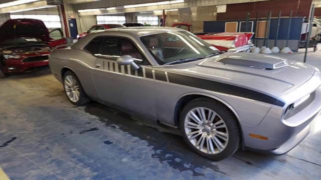 2014 Dodge Challenger R - zdjęcie 13