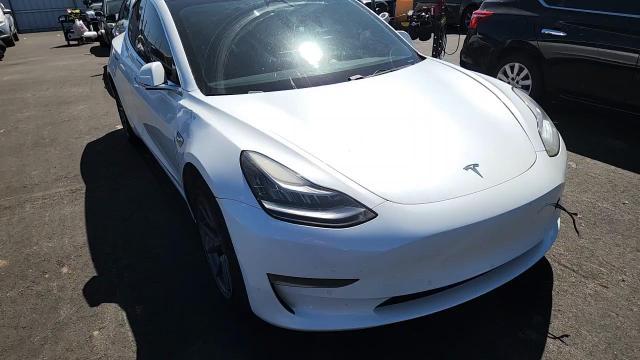 2019 Tesla Model 3 - zdjęcie 13