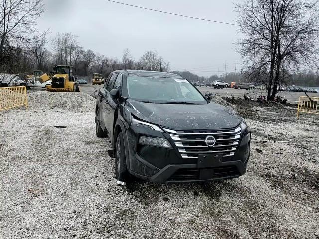 2025 Nissan Rogue S - zdjęcie 14