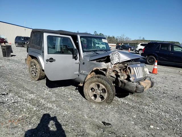 2016 Jeep Wrangler Unlimited Sahara - zdjęcie 14