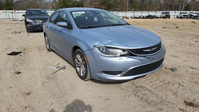 2015 Chrysler 200 Limited - zdjęcie 13