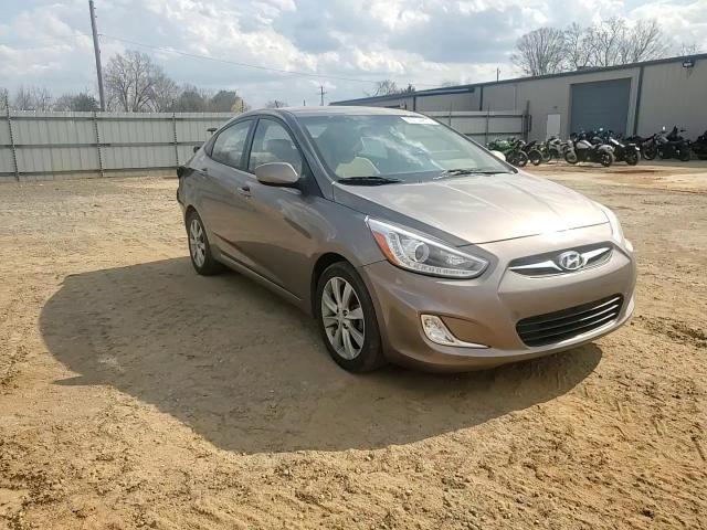 2014 Hyundai Accent Gls - zdjęcie 13
