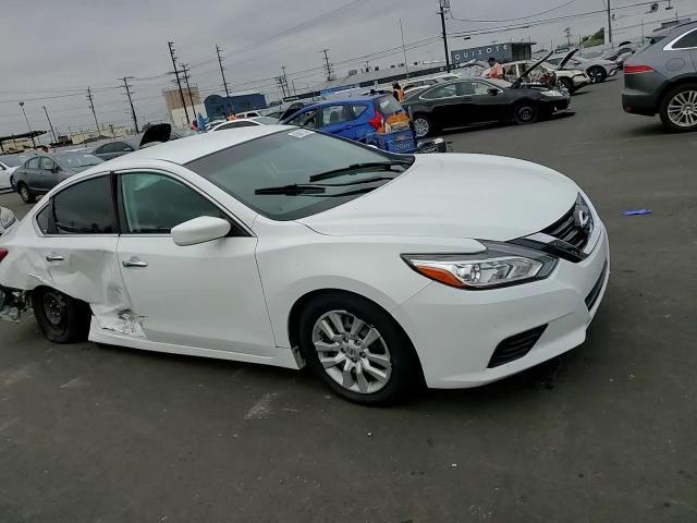 2017 Nissan Altima 2.5 S - zdjęcie 14