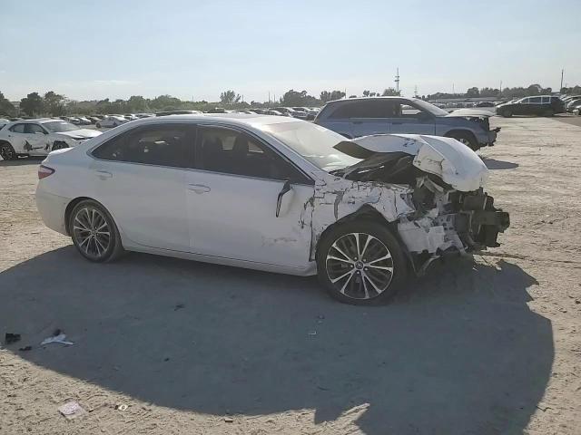 2016 Toyota Camry Se - zdjęcie 13