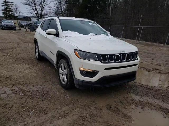 2020 Jeep Compass Latitude - zdjęcie 14