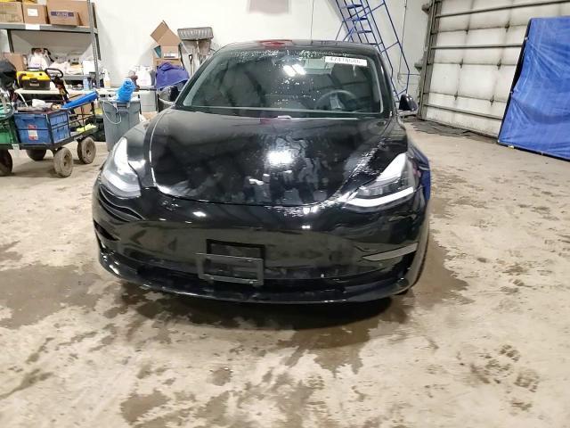 2019 Tesla Model 3 - zdjęcie 13