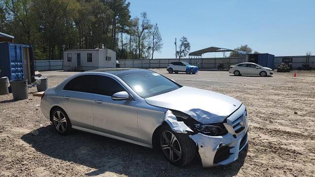 2020 Mercedes-Benz E 350 4Matic - zdjęcie 13