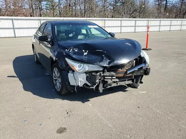 2016 Toyota Camry Xle - zdjęcie 13