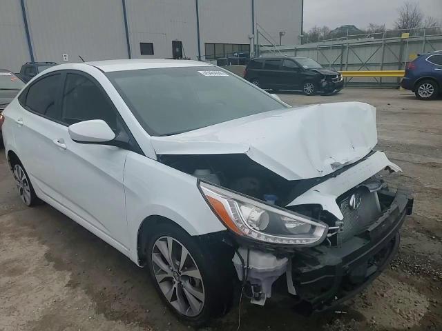 2016 Hyundai Accent Se - zdjęcie 13