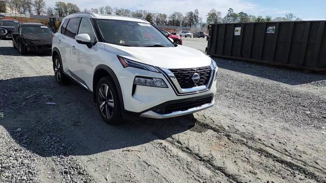 2022 Nissan Rogue Platinum - zdjęcie 13