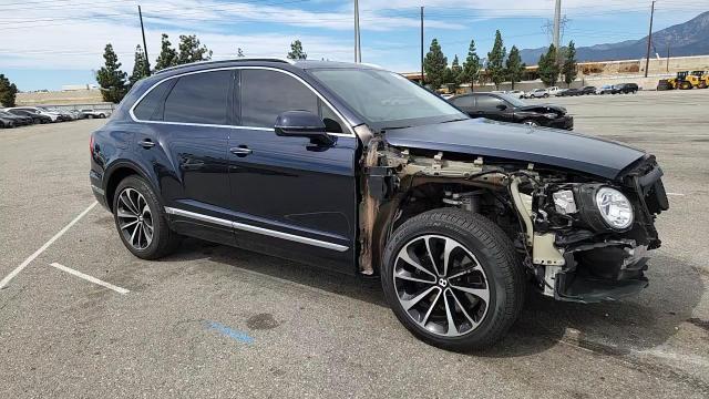 2018 Bentley Bentayga - zdjęcie 15