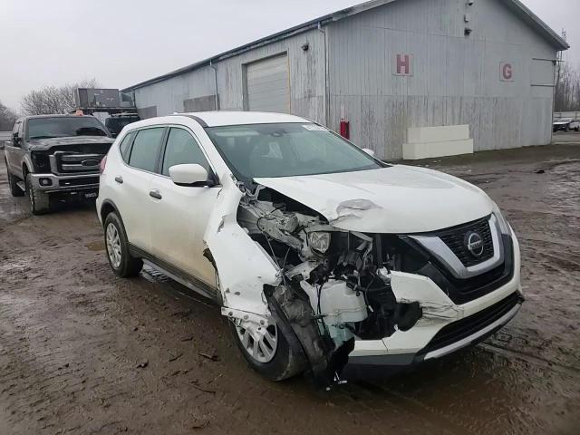 2020 Nissan Rogue S - zdjęcie 14