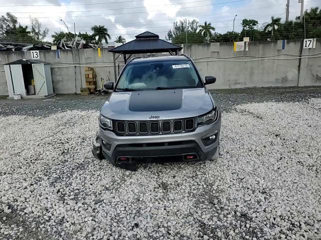 2021 Jeep Compass Trailhawk - zdjęcie 13