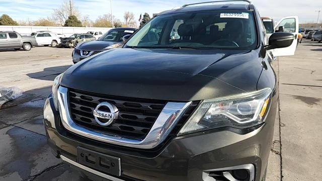 2017 Nissan Pathfinder S - zdjęcie 14