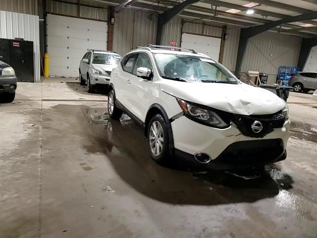 2018 Nissan Rogue Sport Sv - zdjęcie 14