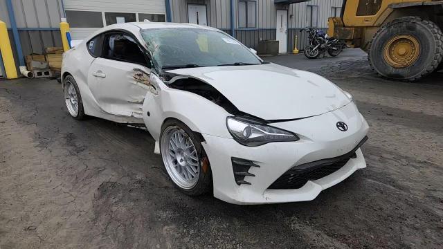 2017 Toyota 86 Base - zdjęcie 13