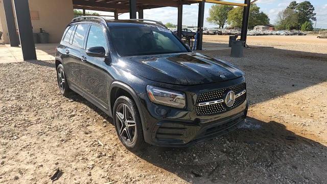 2025 Mercedes-Benz Glb 250 4Matic - zdjęcie 14