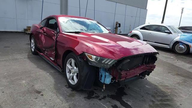 2015 Ford Mustang - zdjęcie 14