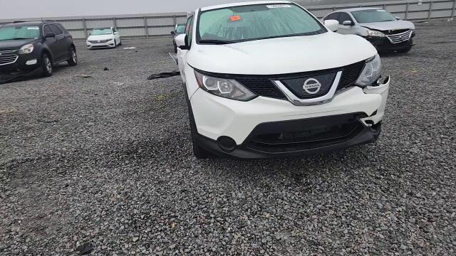 2019 Nissan Rogue Sport S - zdjęcie 13