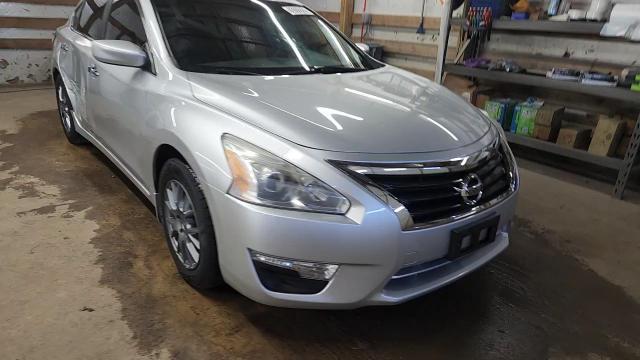 2015 Nissan Altima 2.5 S - zdjęcie 13