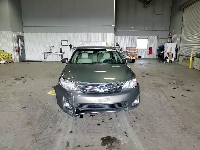 2014 Toyota Camry Hybrid Xle - zdjęcie 13