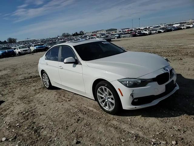 2016 BMW 320 Xi - zdjęcie 13