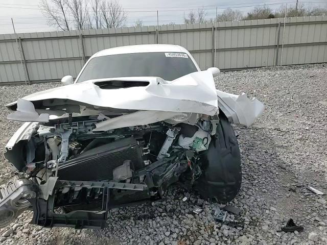 2021 Dodge Challenger R - zdjęcie 13