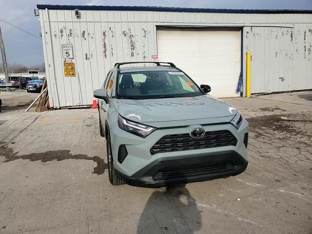 2023 Toyota Rav4 Xle - zdjęcie 14