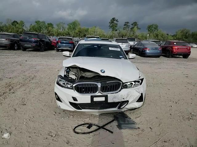 2024 BMW 330I - zdjęcie 13