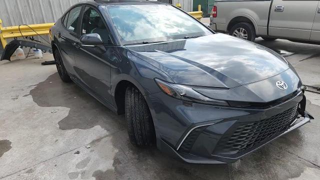2025 Toyota Camry Se - zdjęcie 14
