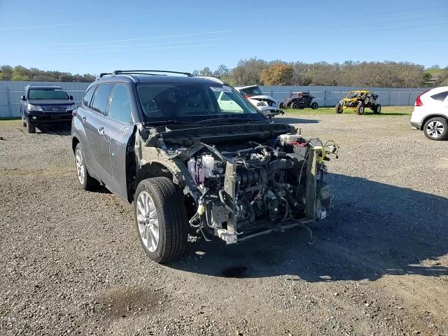 2021 Toyota Highlander Hybrid Limited - zdjęcie 15