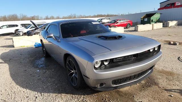 2018 Dodge Challenger R/T - zdjęcie 14