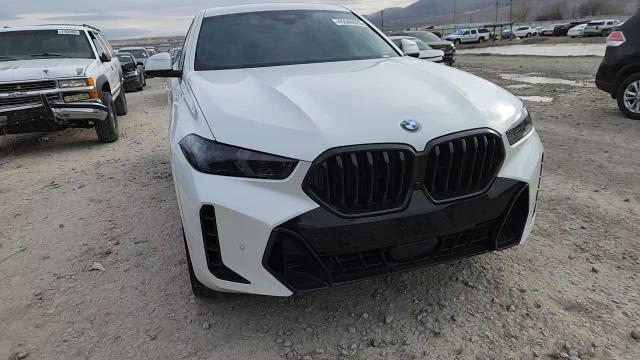 2024 BMW X6 xDrive40I - zdjęcie 13