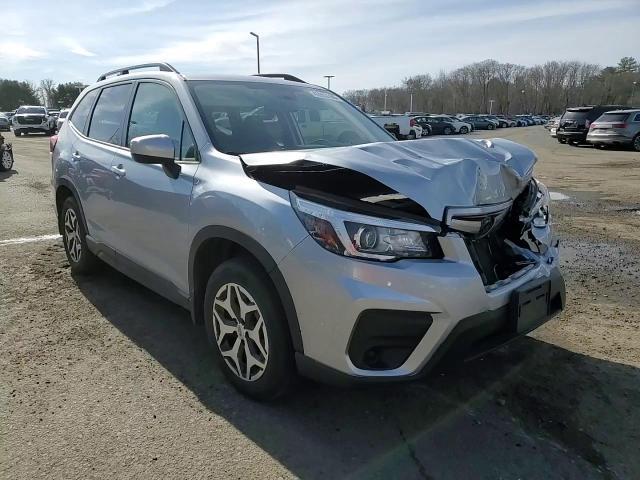 2020 Subaru Forester Premium - zdjęcie 14