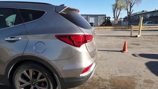 2017 Hyundai Santa Fe Sport 2.0T Ultimate - zdjęcie 14