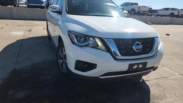 2017 Nissan Pathfinder S - zdjęcie 14