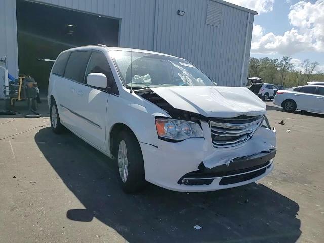 2016 Chrysler Town & Country Touring - zdjęcie 14