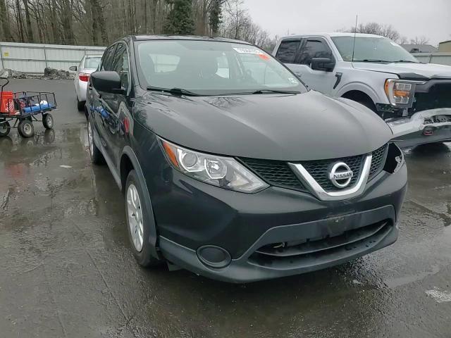 2017 Nissan Rogue Sport S - zdjęcie 14