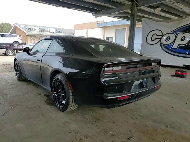 2025 Dodge Charger Daytona R - zdjęcie 13