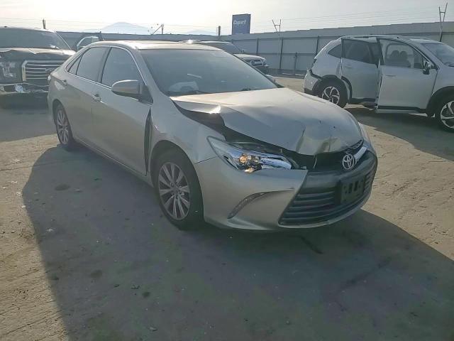 2015 Toyota Camry Xle - zdjęcie 13