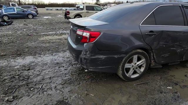 2014 Toyota Camry Se - zdjęcie 13