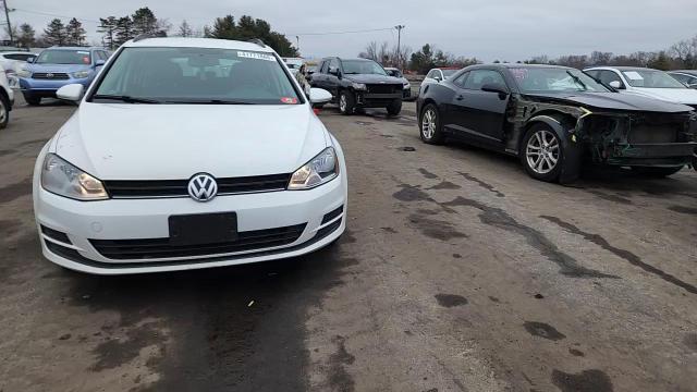 2017 Volkswagen Golf Sportwagen S - zdjęcie 14