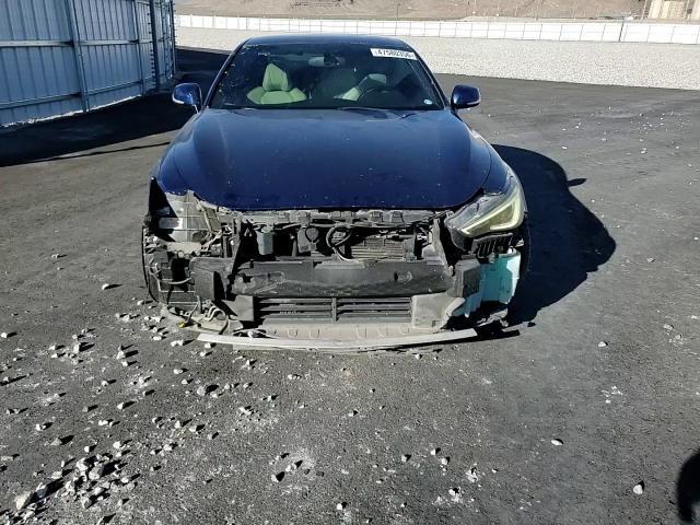 2017 Infiniti Q60 Red Sport 400 - zdjęcie 14