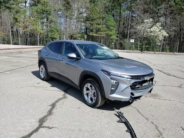 2024 Chevrolet Trax Ls - zdjęcie 14